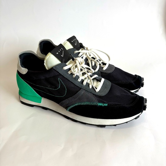 Nike Other - NIKE Mens 11.5 Daybreak Black Menta Sneakers Type N 354 Running Shoes CJ1156-001
